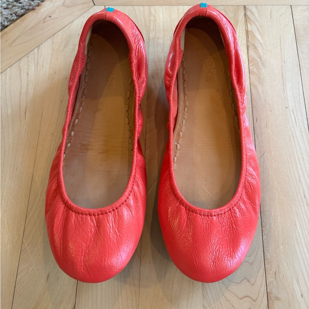 Poppy Tieks Leather Ballet Flats Size 10